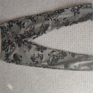 NWOT H&M Divided jeans green floral